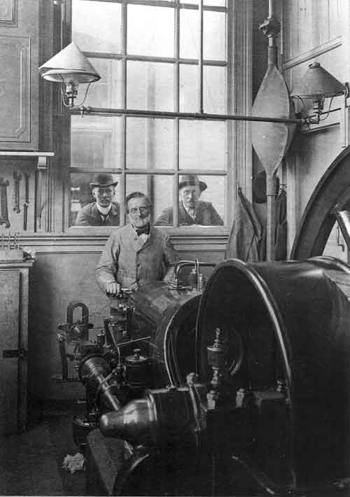 Elektriciteitscentrale Oostzeedijk, machinekamer